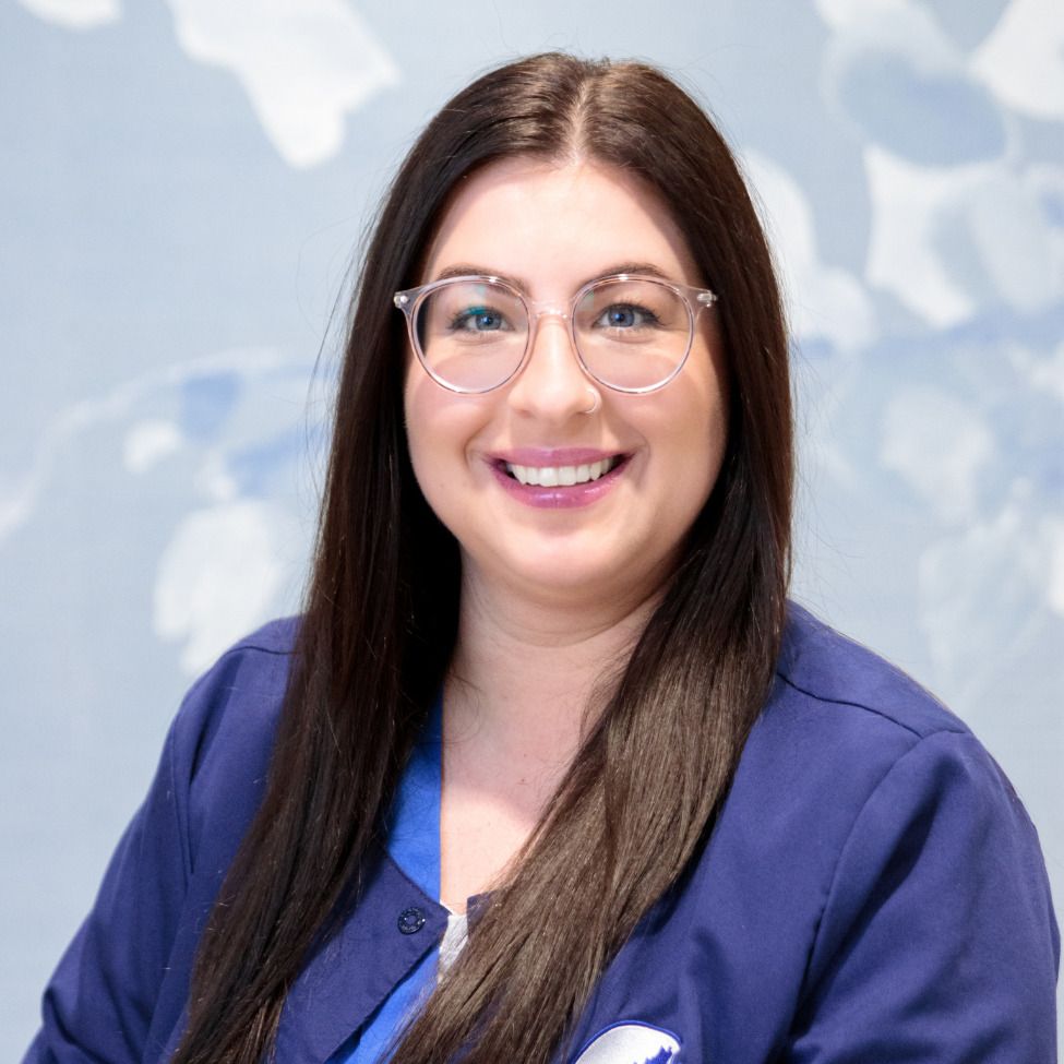 roanoke endodontics Kayla Gonzalez Dental Assistant